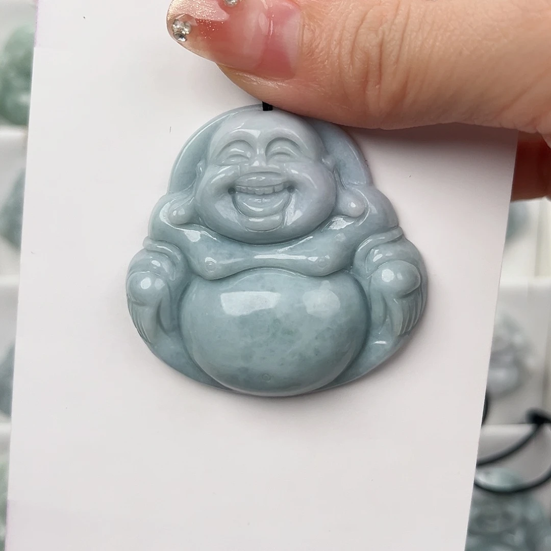 翡翠颈饰未镶嵌佛公