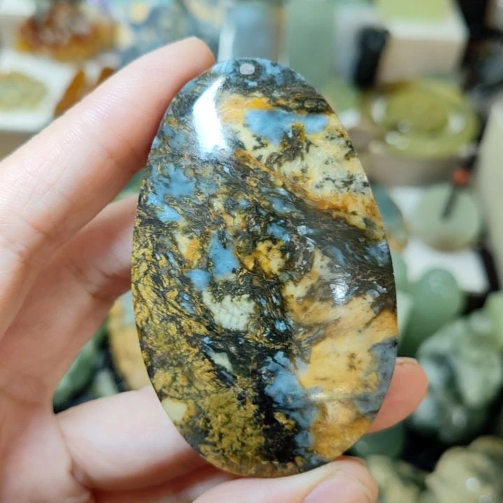岫玉未镶嵌挂坠款式