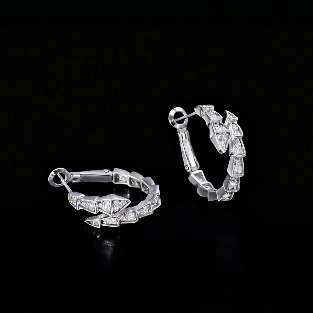 925银莫桑石耳饰 ——木木（M2）全银全莫桑钻蛇形耳圈内径18厘米