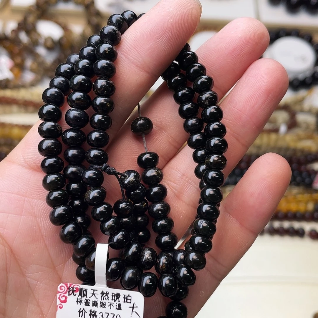 小***卡琥珀未镶嵌裸石六90768
