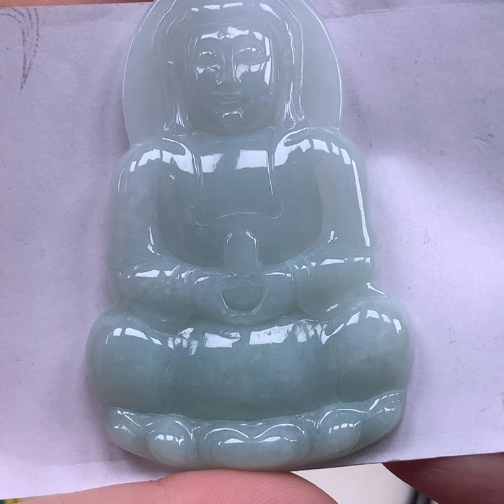 颈饰未镶嵌翡翠观音