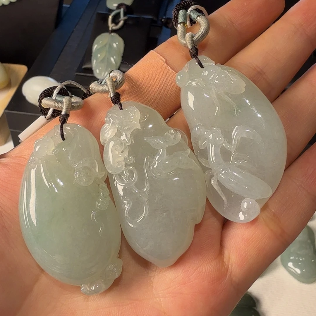 散珠翡翠翡翠多样性吊饰