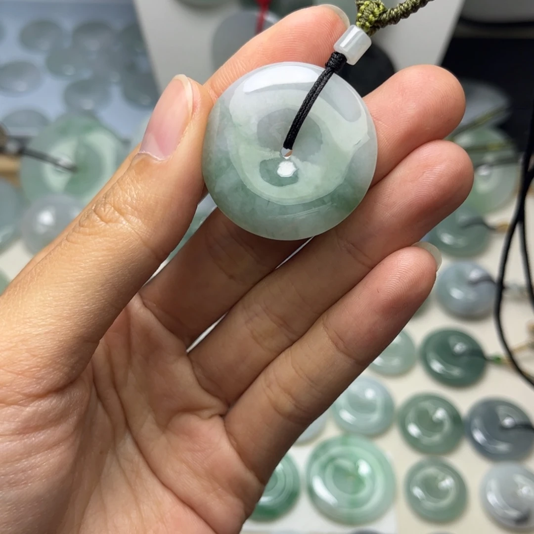 喜***雪翡翠未镶嵌颈饰天然翡翠Ａ货