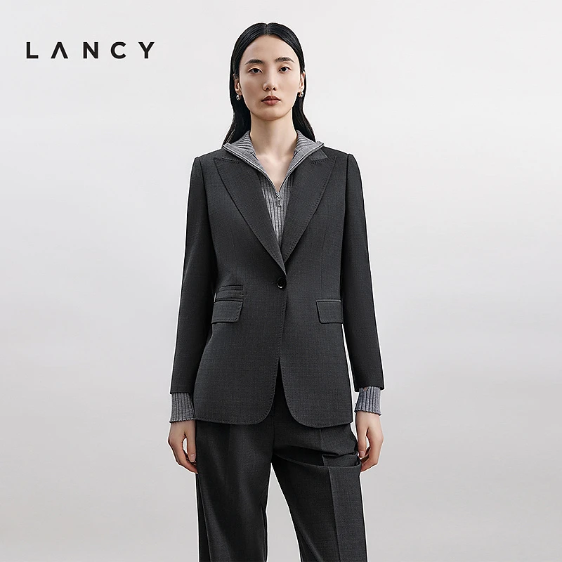 【商场同款】姿2024秋季绵羊毛休闲一粒扣西装外套大翻领正肩西服女