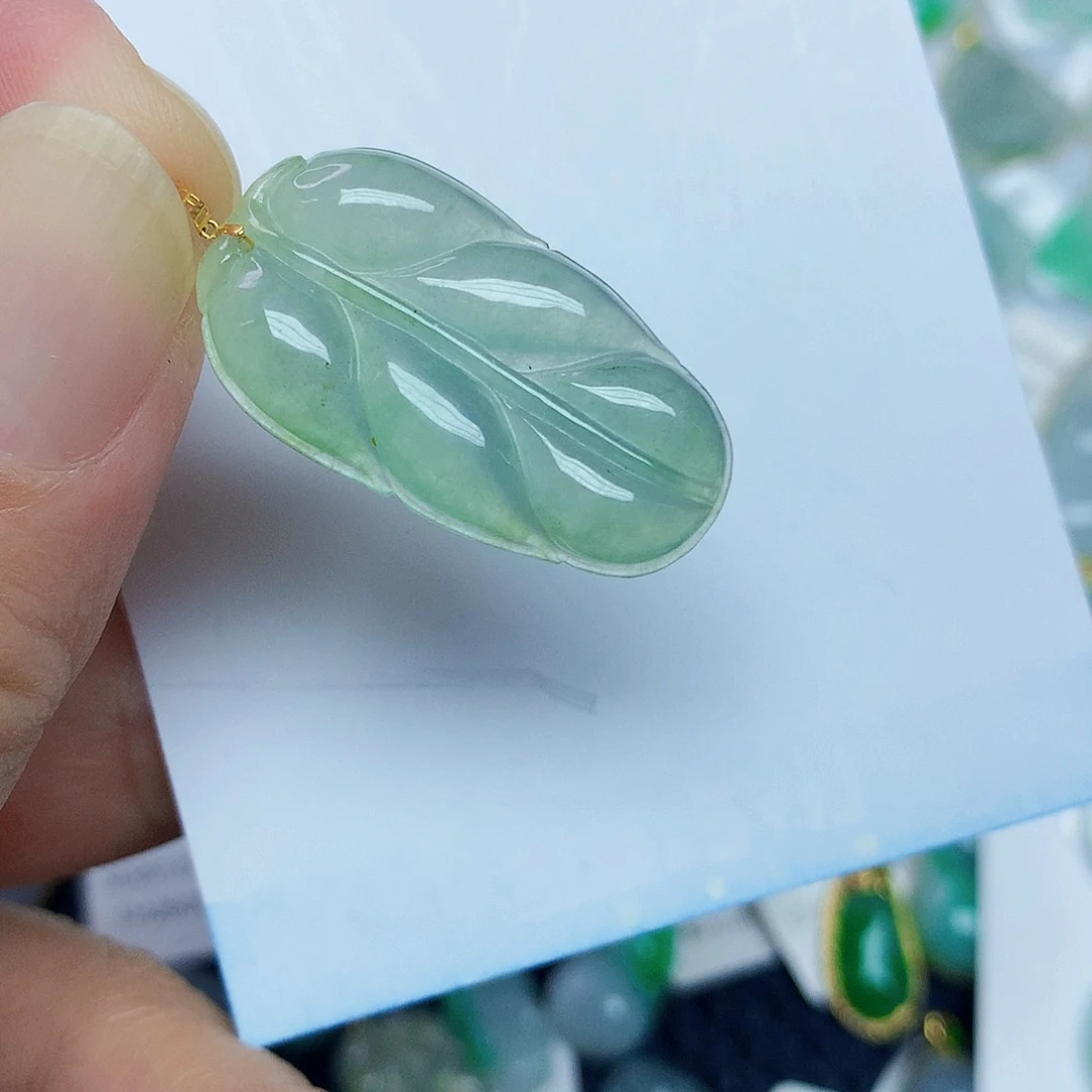 翡翠未镶嵌颈饰34788999