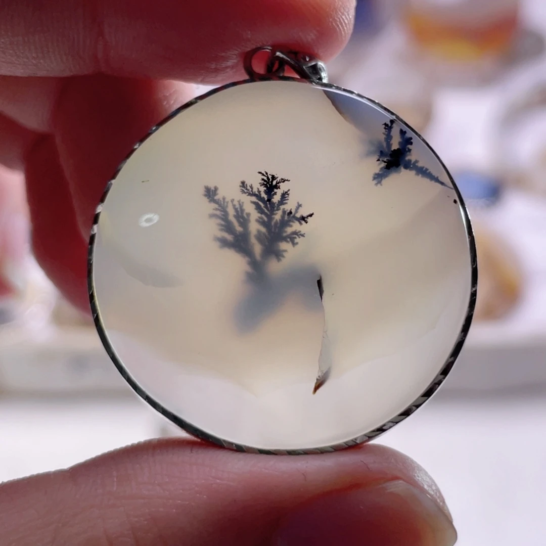 玛瑙/玉髓未镶嵌珠宝奇石