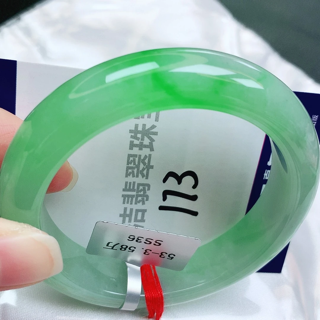 未镶嵌手镯翡翠缅甸天然A货翡翠手镯