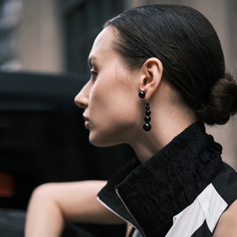 铜合金耳饰 秋冬黑色串珠耳钉法式优雅小众冷淡风渐变设计长耳环