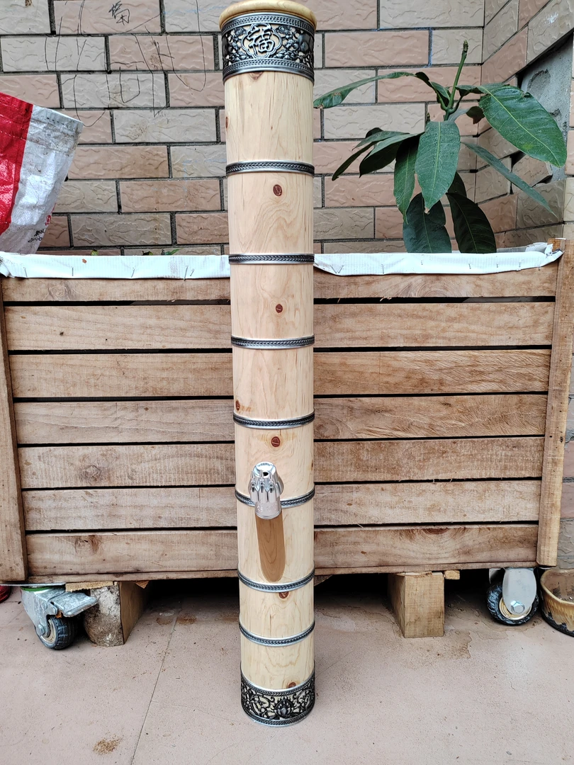 柏木杠心水烟筒高：78.5公分，外口径10公分，内口径7.9公分