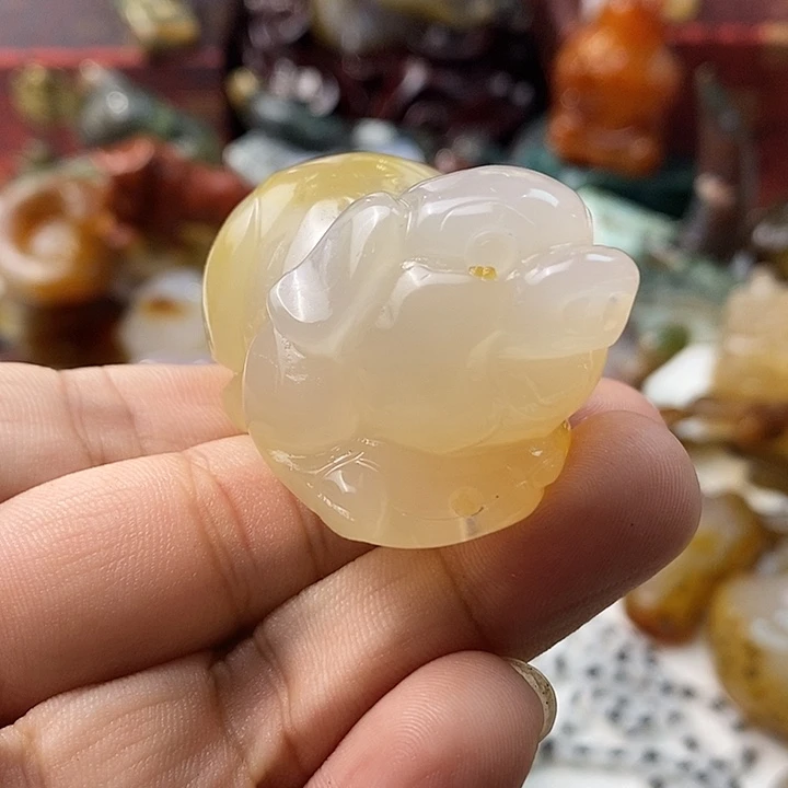 未镶嵌颈饰玛瑙/玉髓
