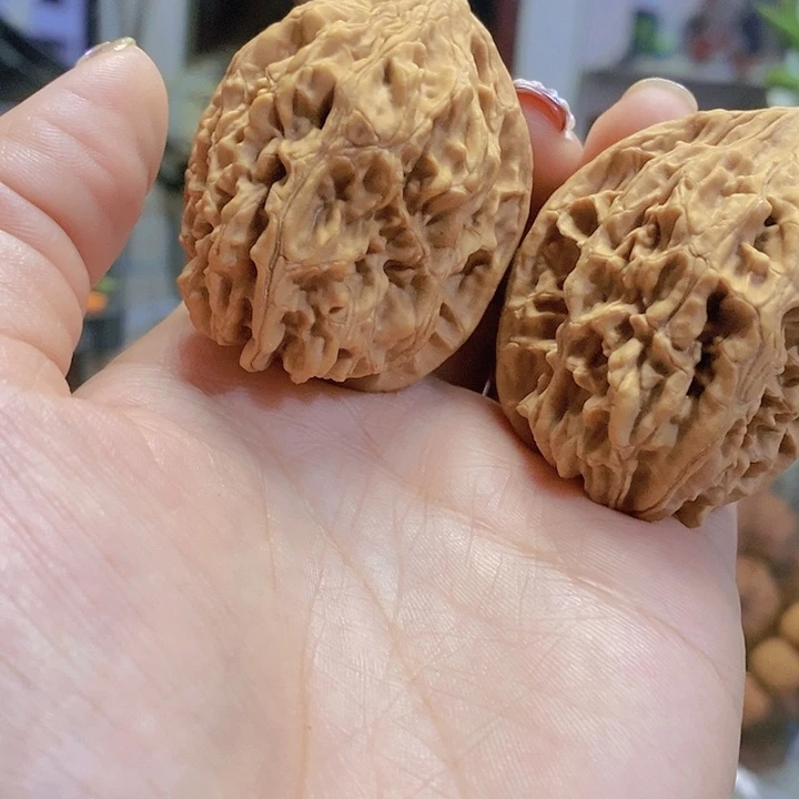 【闪购商品】文玩核桃把件40鸡心