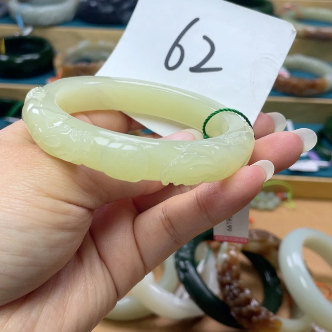 未镶嵌手镯和田玉圈口58
