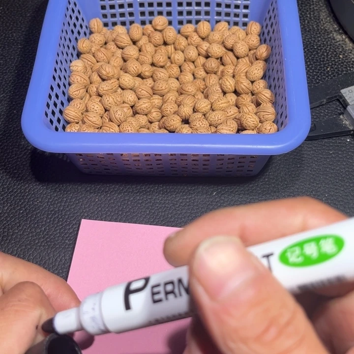 兰***神吊坠桃核野生小核桃40
