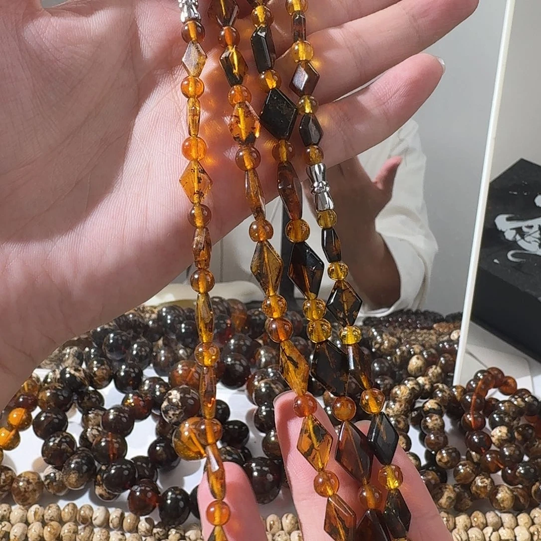 裸石琥珀未镶嵌抚顺琥珀棱形项链（深浅备注）