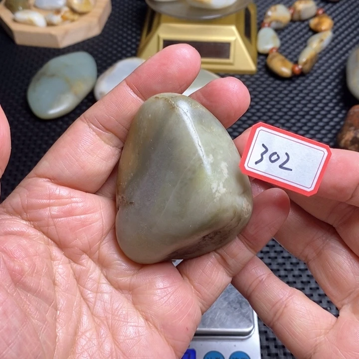 未镶嵌和田玉把件302