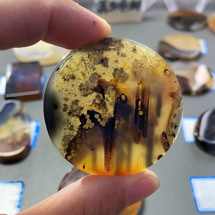 未镶嵌颈饰玛瑙/玉髓