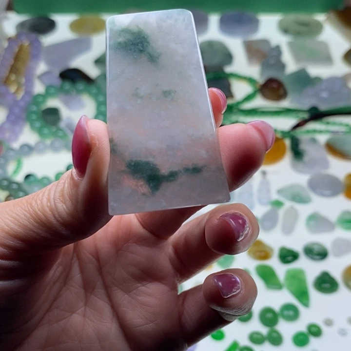 翡翠未镶嵌挂件天然翡翠