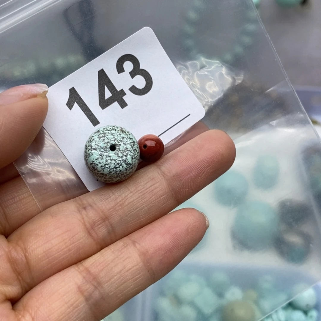 未镶嵌南红玛瑙珠宝奇石