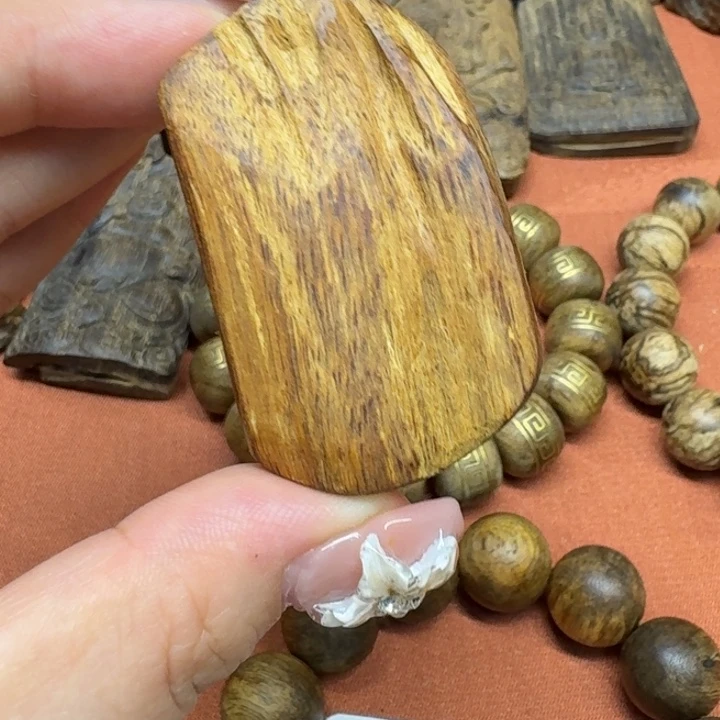 沉香沉香碎屑馨安居沉香定制8888