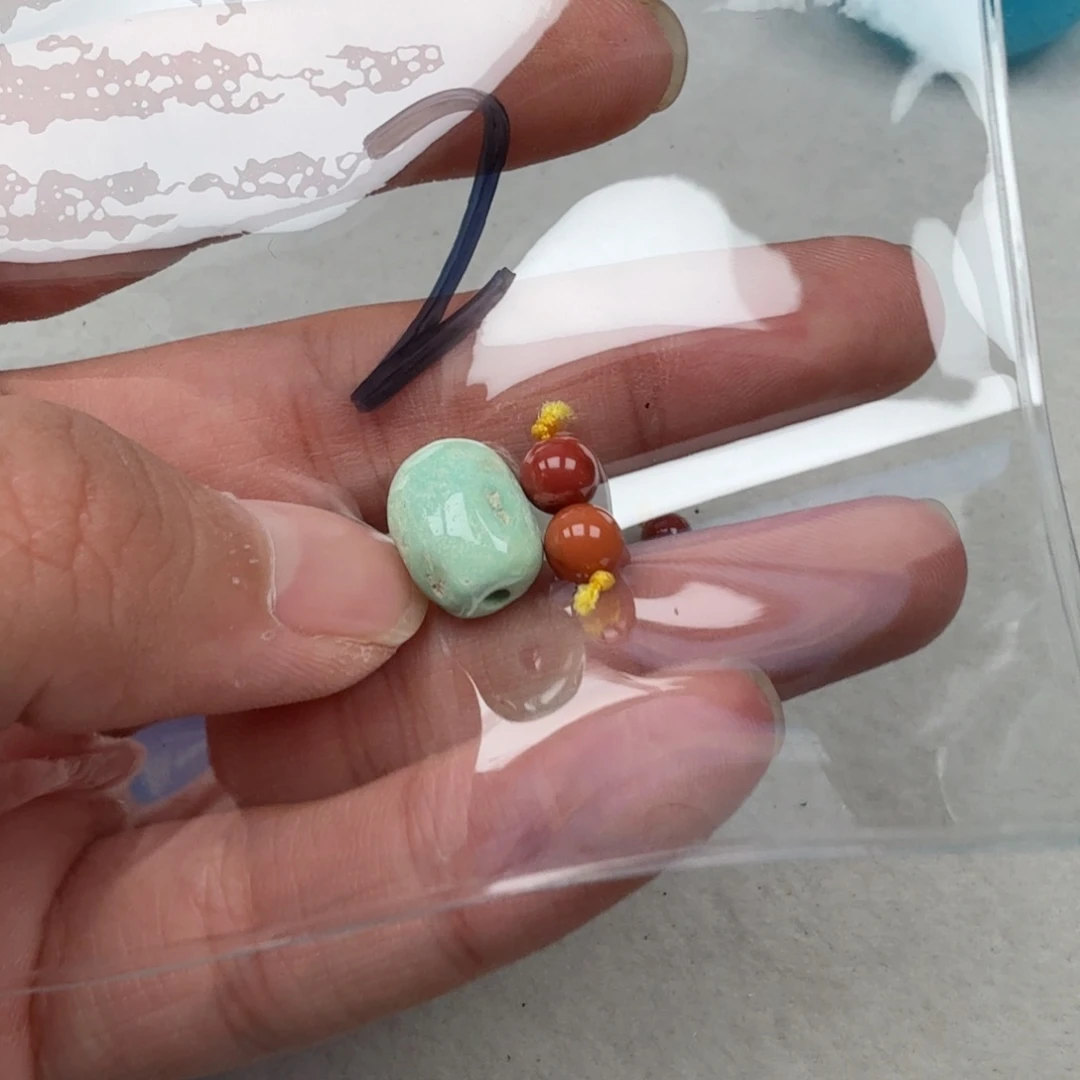 南红玛瑙未镶嵌珠宝奇石