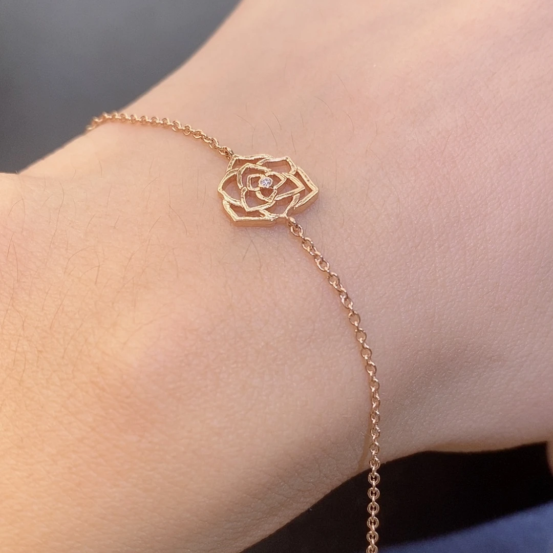 手链18K金镶嵌钻石玫瑰花k玫