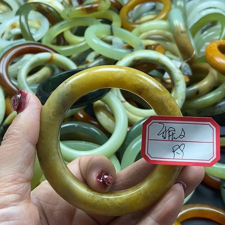 蛇纹石玉手镯未镶嵌雅*