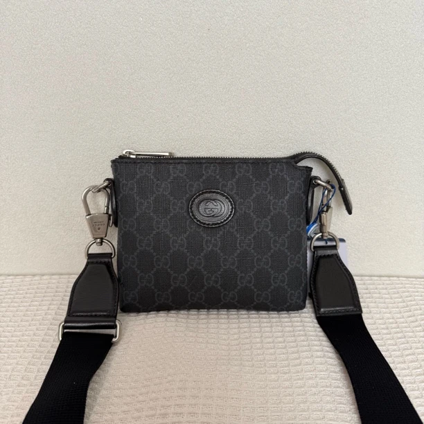 99新 GUCCI/古驰 98新/7840男士经典时尚黑老花小号单肩包