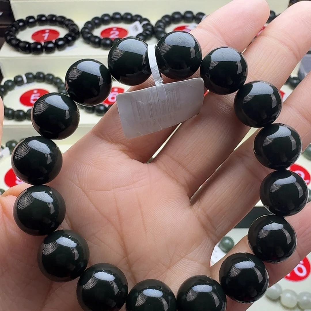 和田玉未镶嵌手串