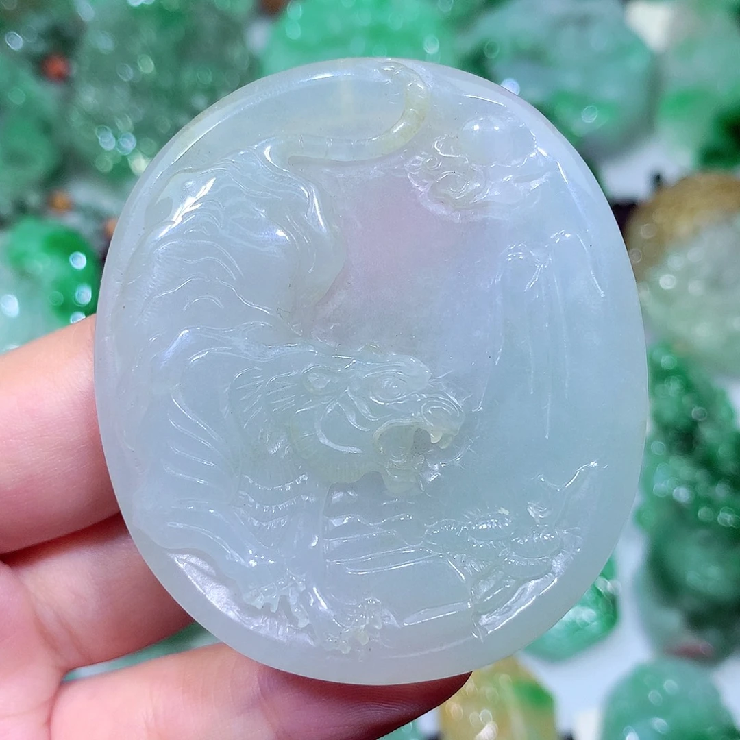 吊坠(不含链)未镶嵌翡翠