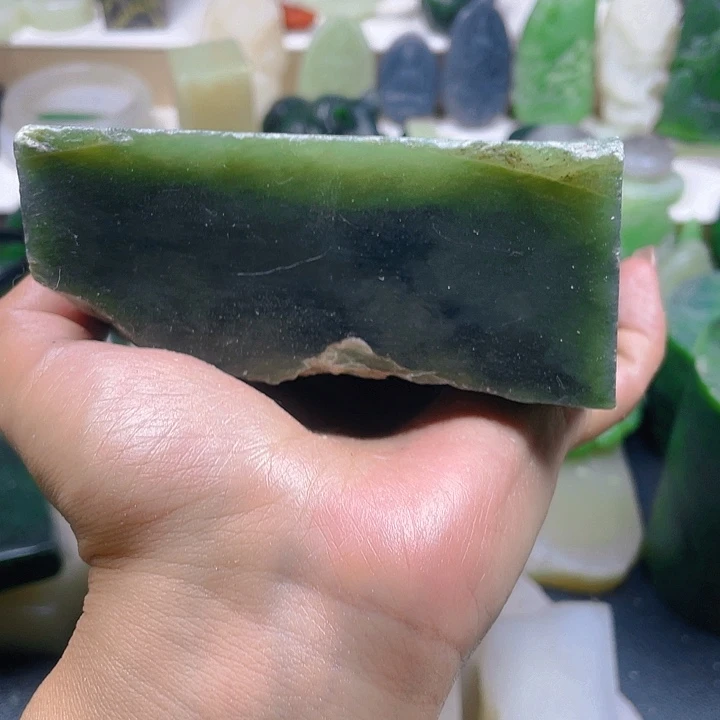 和田玉未镶嵌珠宝半成品