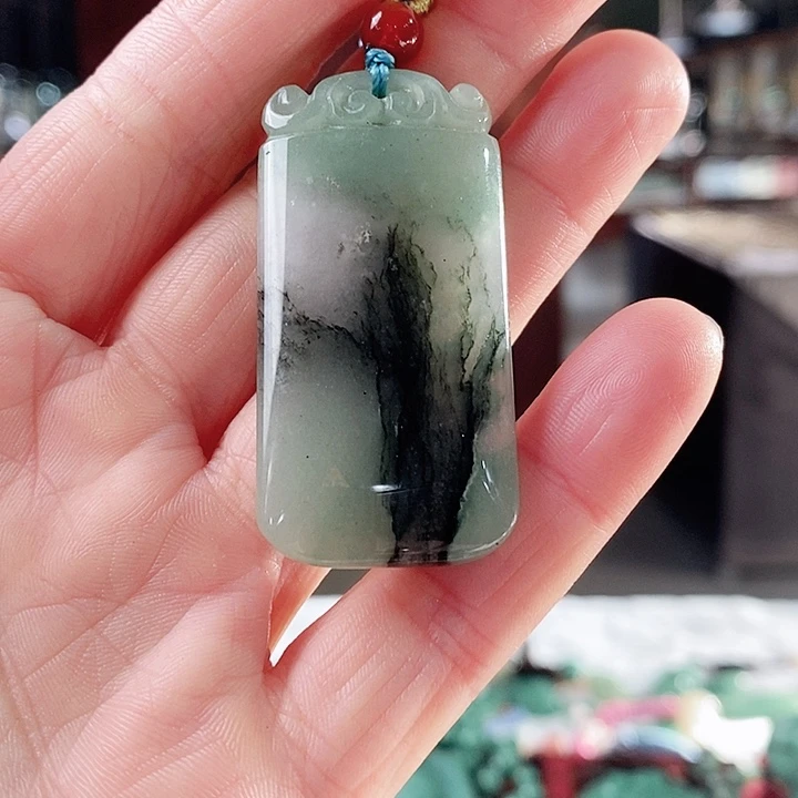 密玉（石英质玉）颈饰未镶嵌