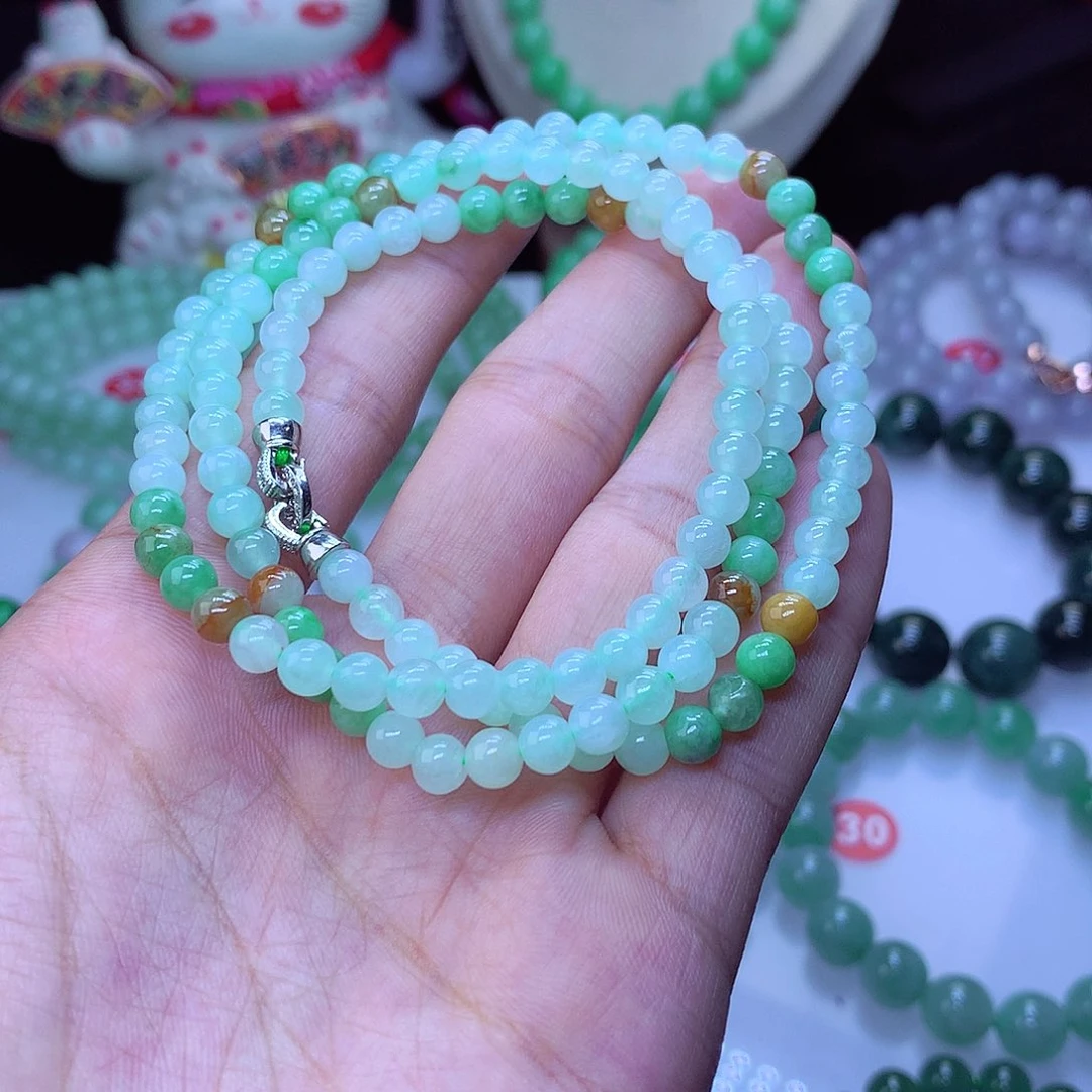 翡翠毛衣链未镶嵌小**?