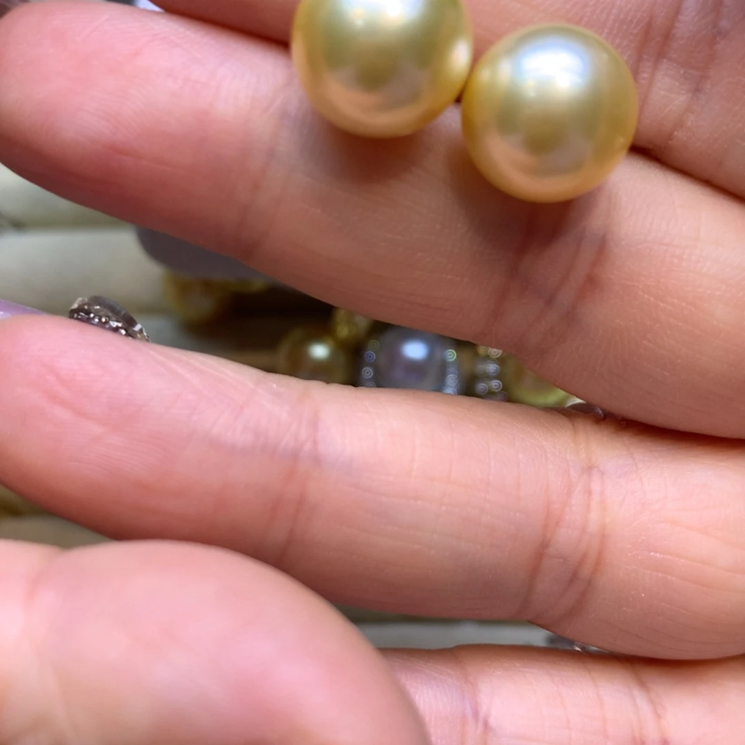 18K金镶嵌耳饰海水珍珠