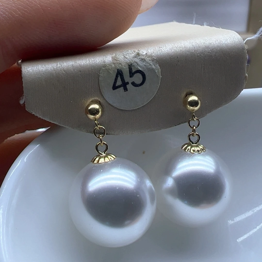 18K金镶嵌淡水珍珠耳饰