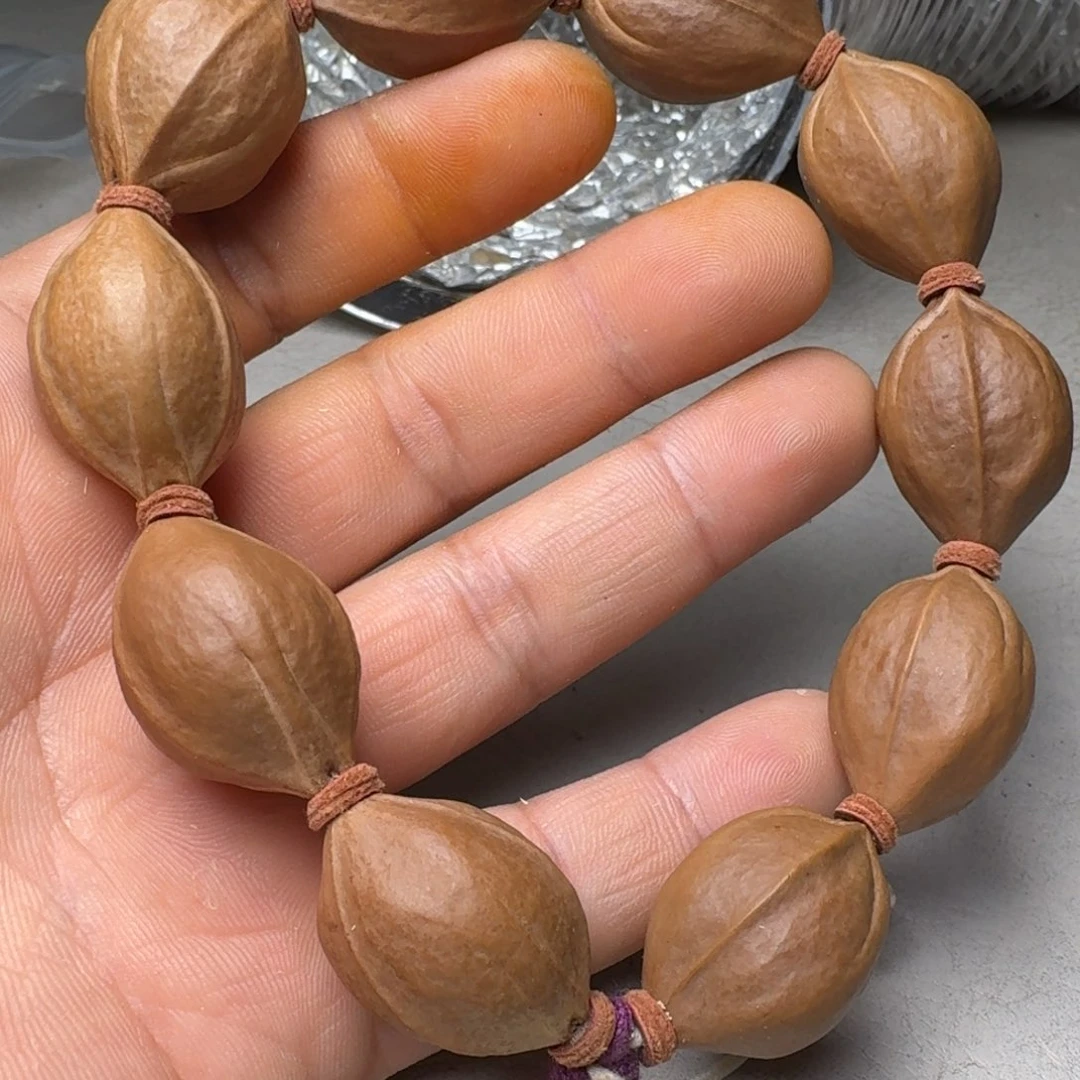 金***缸手串橄榄核橄榄核