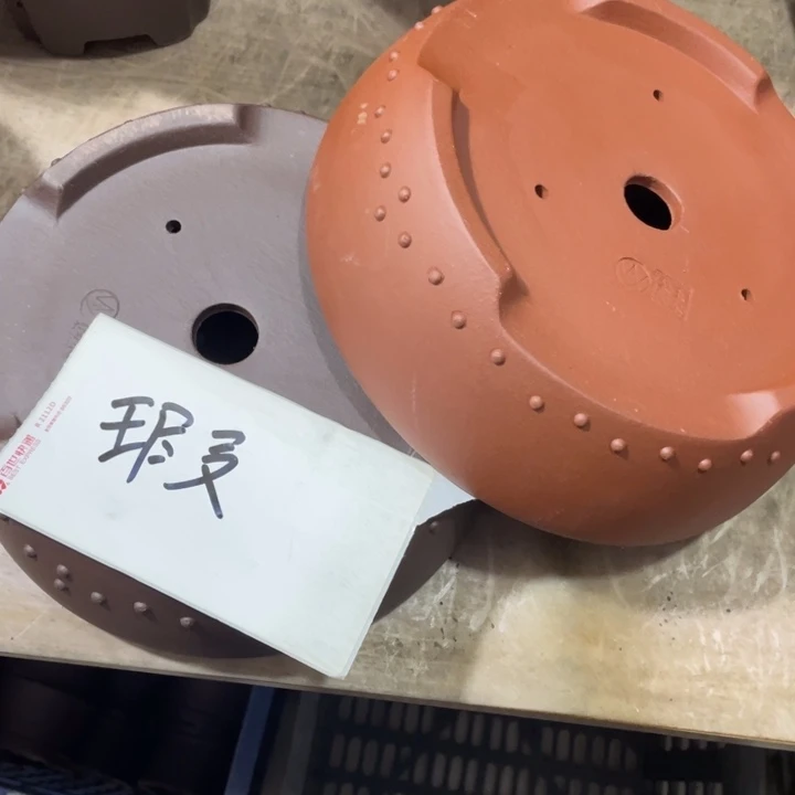 紫砂花盆紫砂花盆瑕疵口21高7
