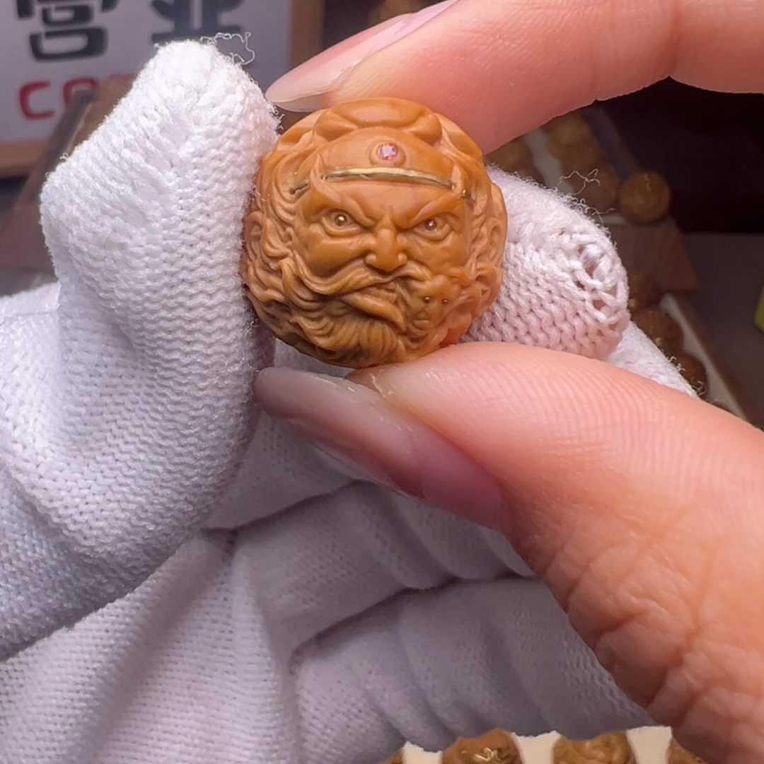 猴头核桃把件镶嵌款钟馗美女全品有正常封口线