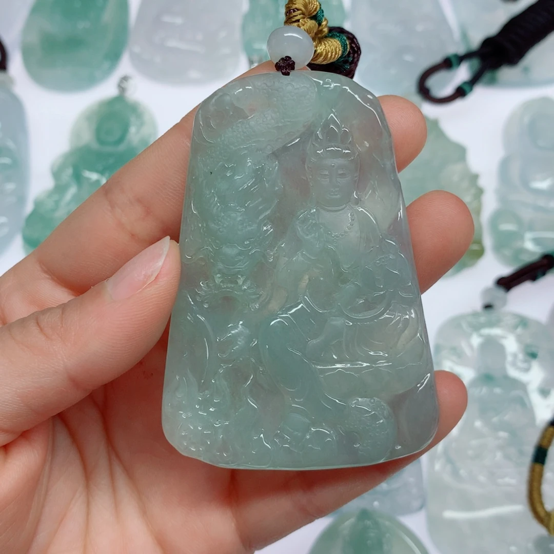 翡翠未镶嵌挂件御龙观音