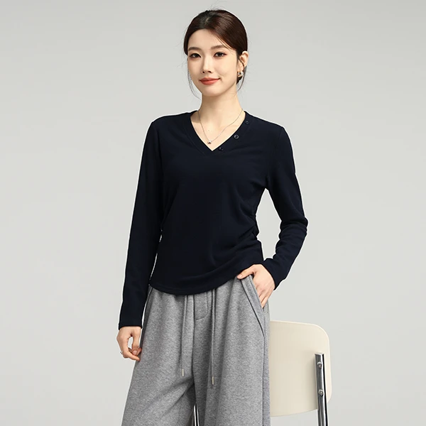 燕苹秋季新款百搭鸡心领抽褶收腰修身显瘦加绒保暖长袖打底CX2579
