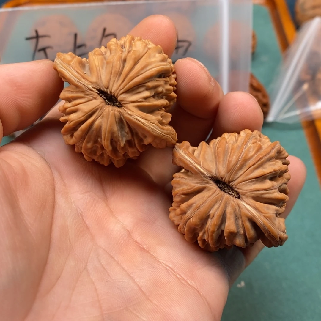 吊坠桃核全品楼子