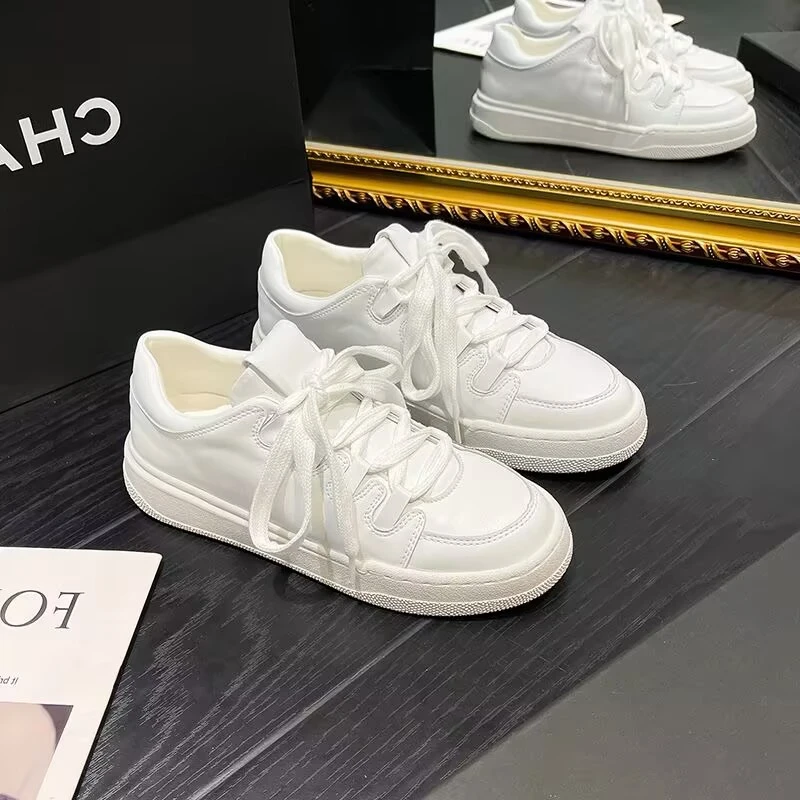 厚底小白鞋女2025秋冬季新款百搭增高休闲运动透气显瘦轻便板鞋女