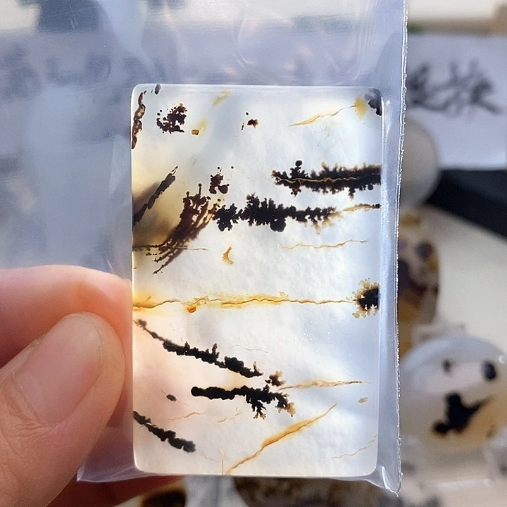 玛瑙/玉髓颈饰未镶嵌老*