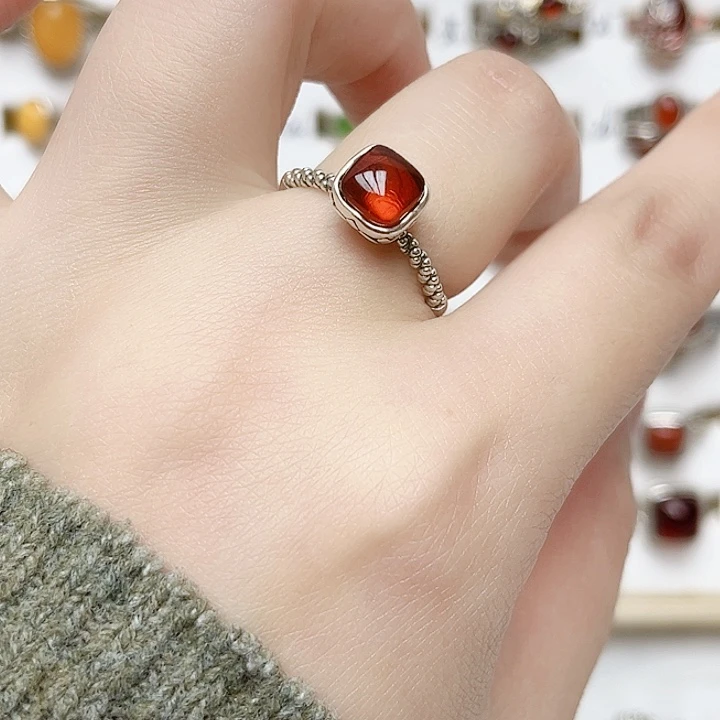 血珀戒指银S925镶嵌天然