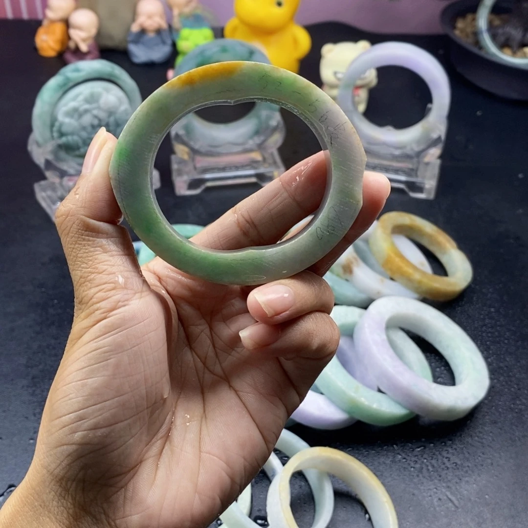 定制翡翠未镶嵌手镯定制