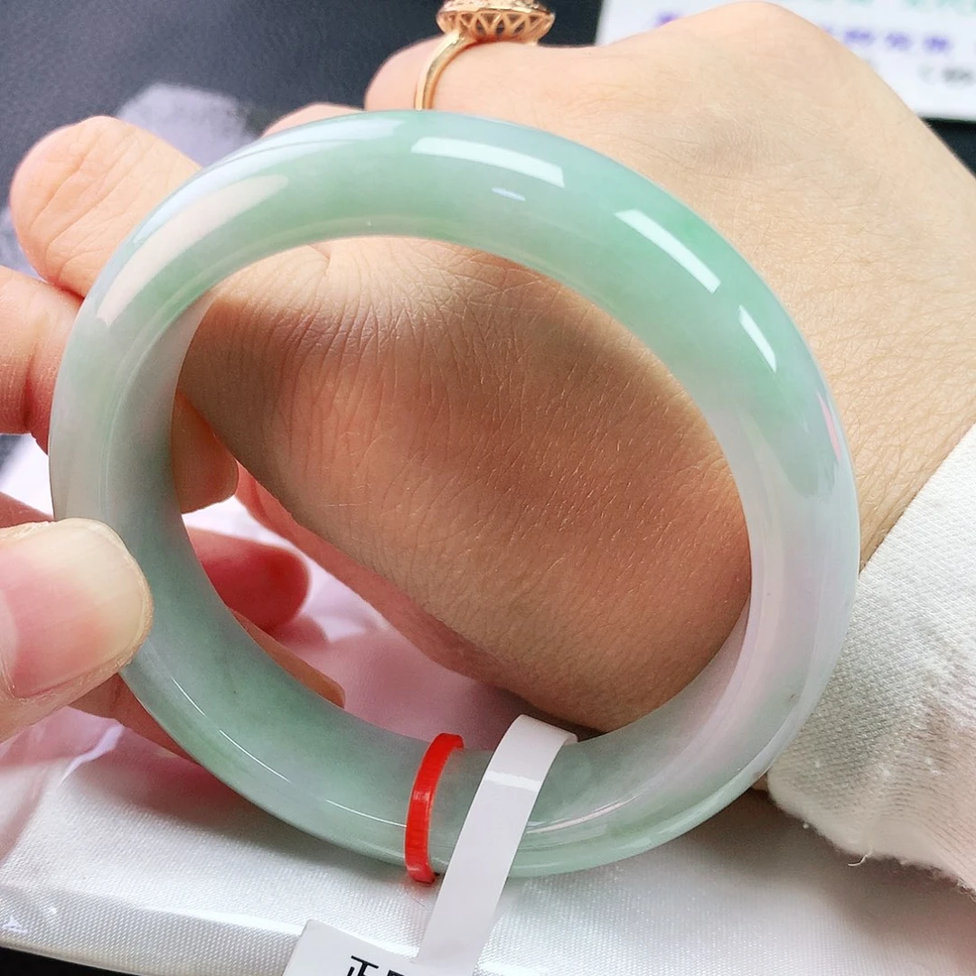 翡翠手镯未镶嵌53+圈