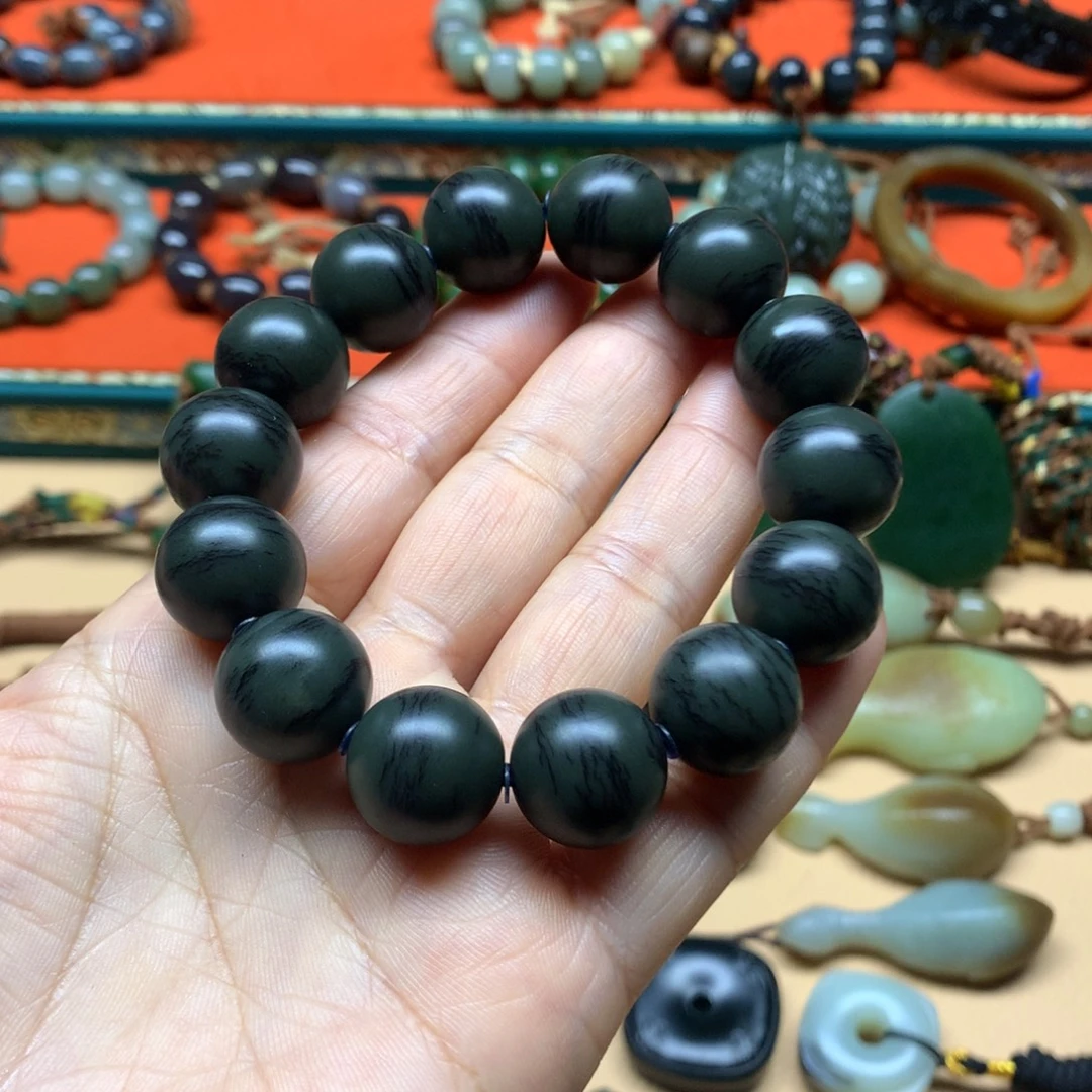 (***)和田玉未镶嵌颈饰