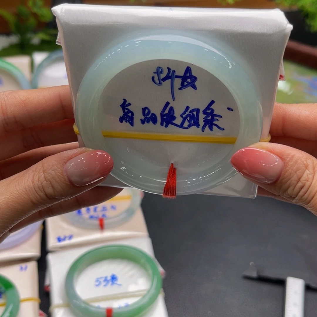 翡翠未镶嵌手镯缅甸