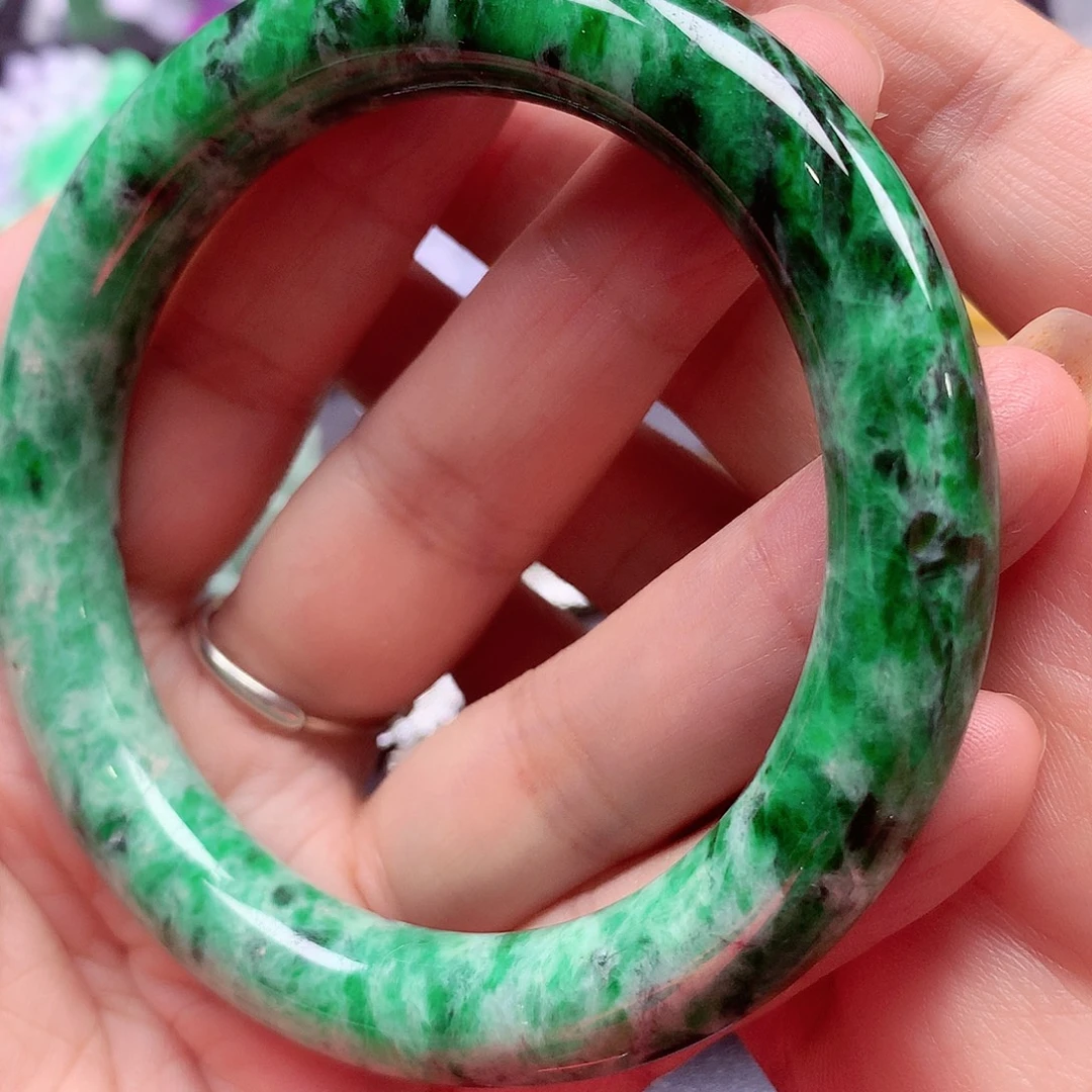 翡翠未镶嵌手镯翡翠