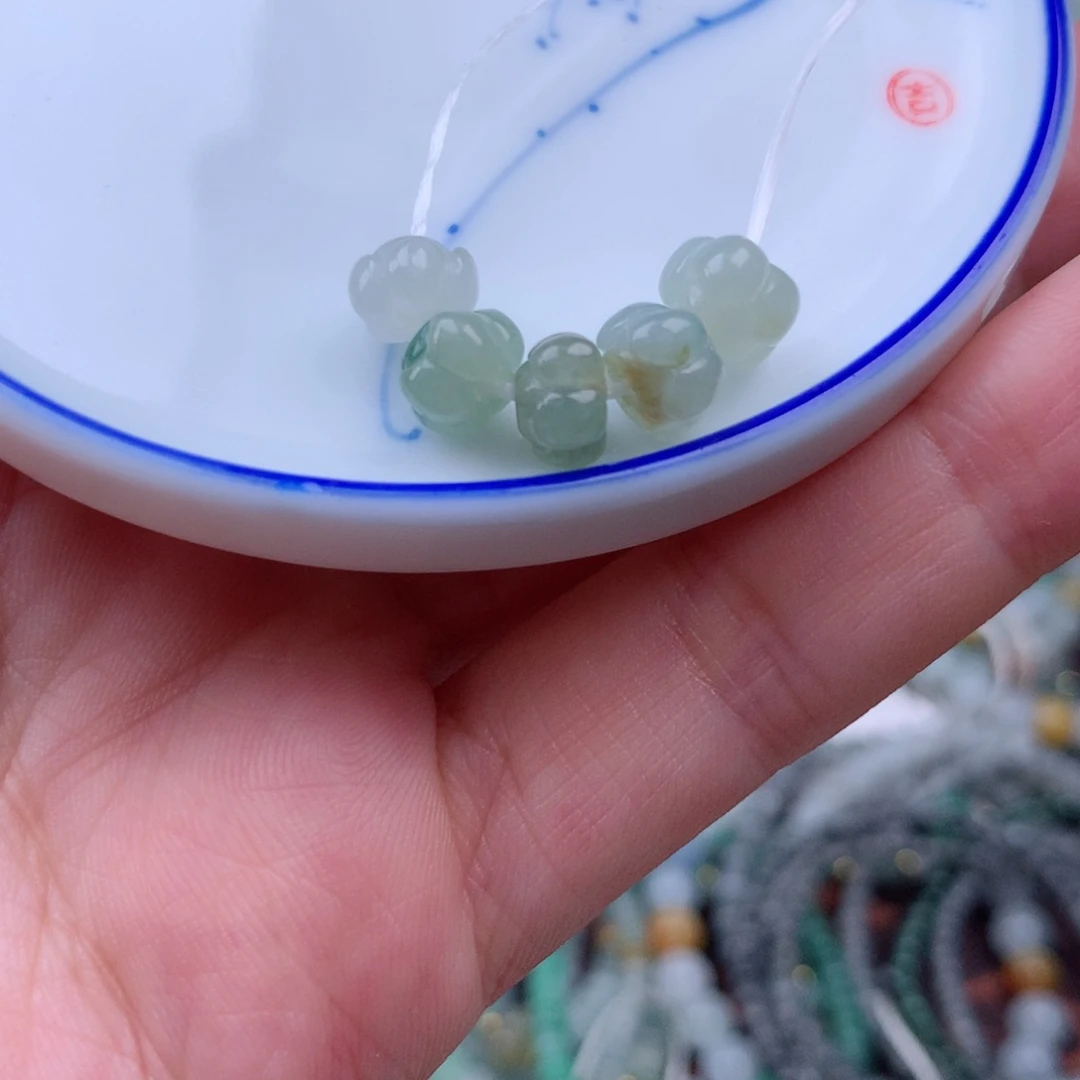 翡翠散珠莲花珠一手