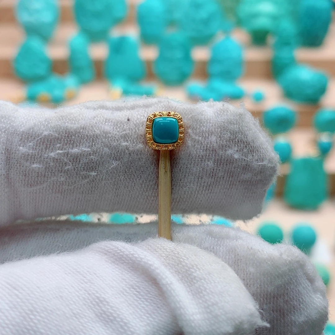 绿松石18K金镶嵌配饰